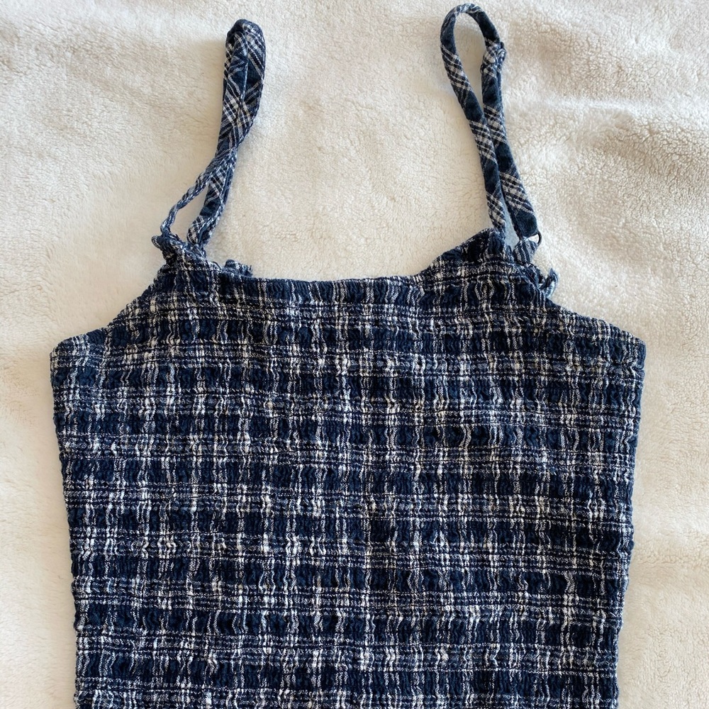 super cute cropped brandy melville tank top